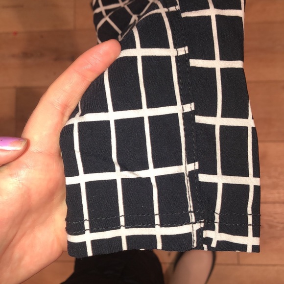 Black and White Stretchy Pants - Picture 7 of 10